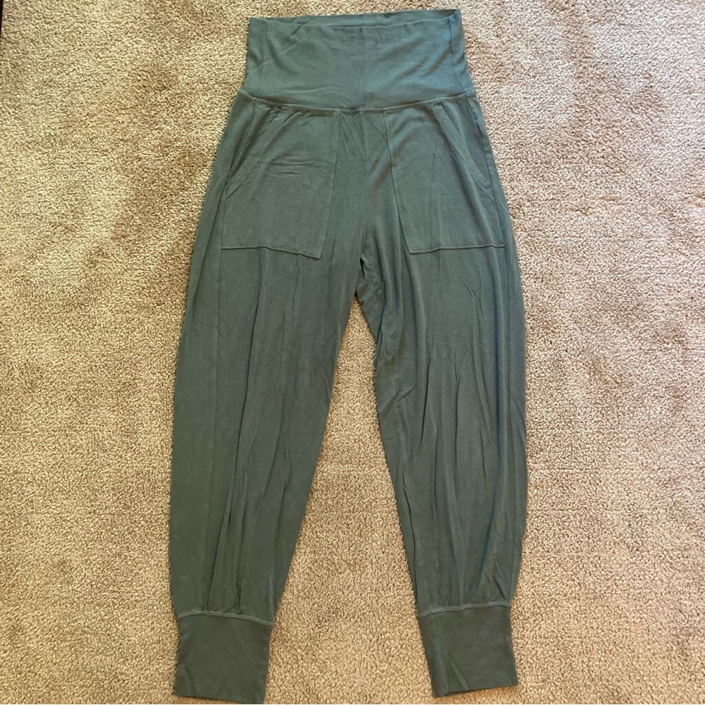COPY - aerie Green Fold-Over Joggers